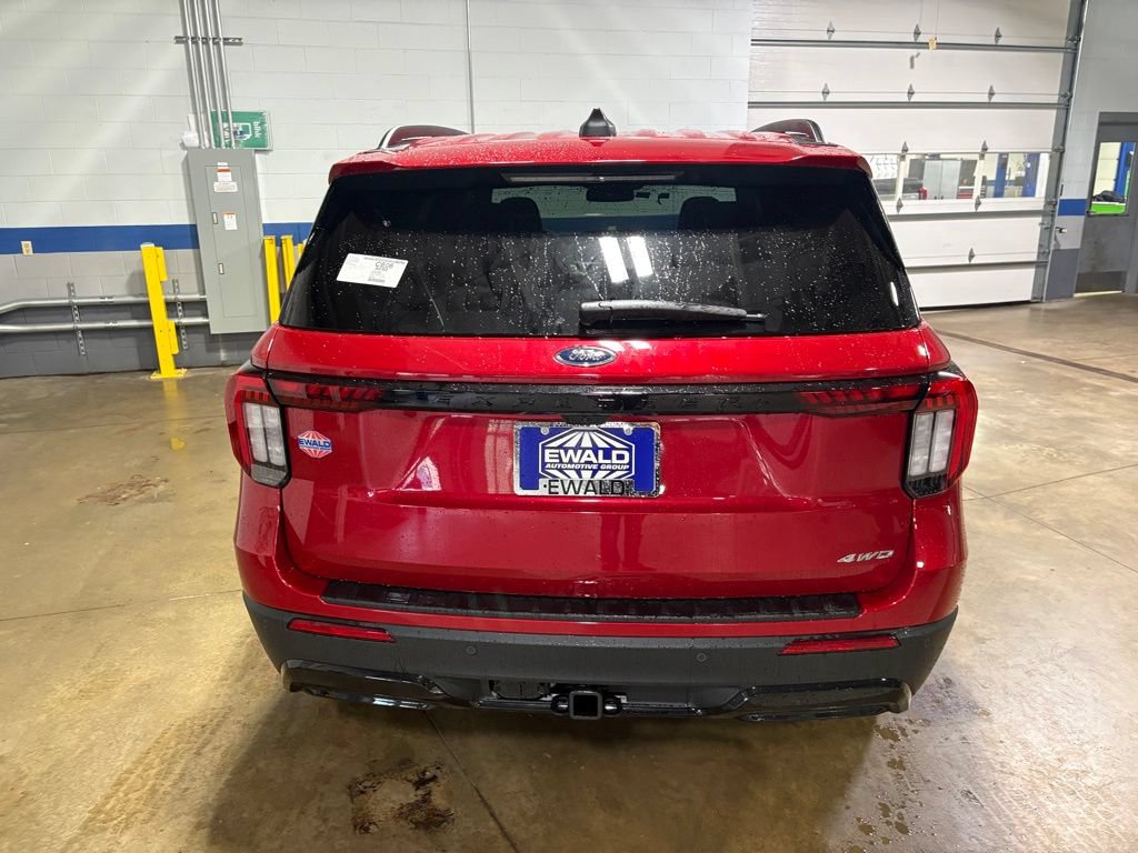New 2026 Ford Explorer ST-Line w/ ST-Line Street Pack AWD/4WD image 9