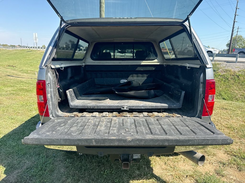 Used 2013 Chevrolet Silverado 2500 LT w/ Z71 Appearance Package AWD/4WD image 9
