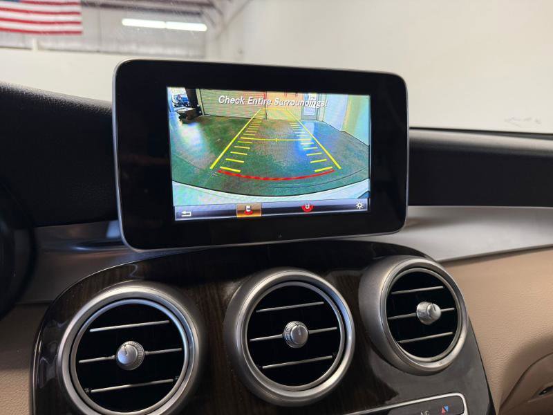 Used 2016 Mercedes-Benz GLC 300 image 12