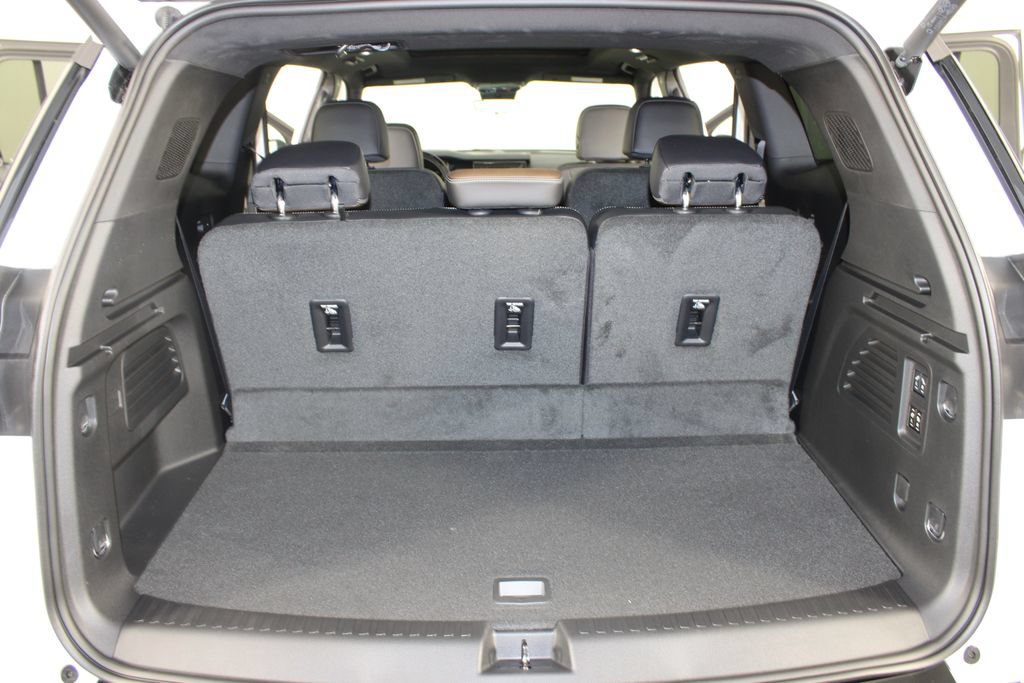 New 2026 GMC Acadia Denali Ultimate AWD/4WD image 23