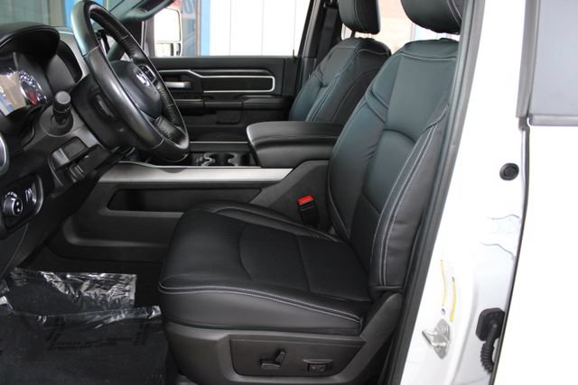 Used 2024 RAM 3500 Big Horn w/ Night Edition AWD/4WD image 20