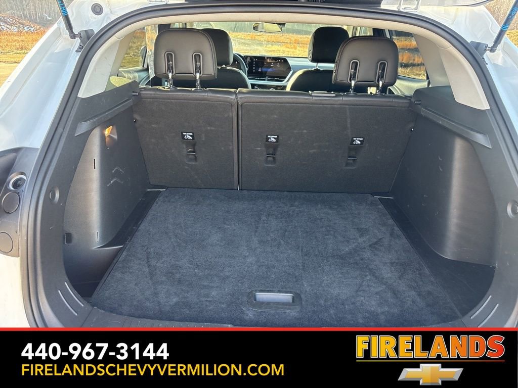 Certified 2025 Chevrolet Trax LT w/ LT Convenience Package image 42