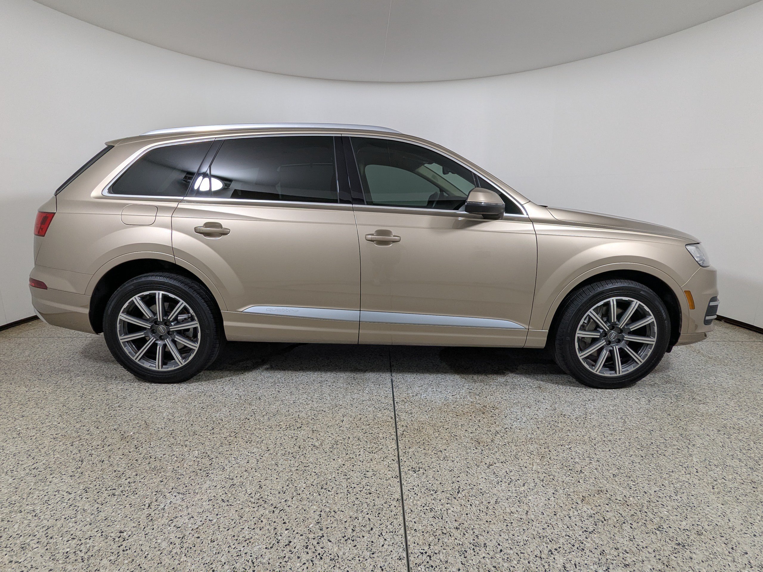 Used 2018 Audi Q7 3.0T Premium Plus AWD/4WD image 8
