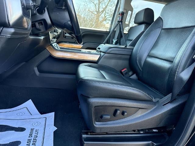 Used 2019 Chevrolet Silverado 2500 LTZ w/ Duramax Plus Package image 19
