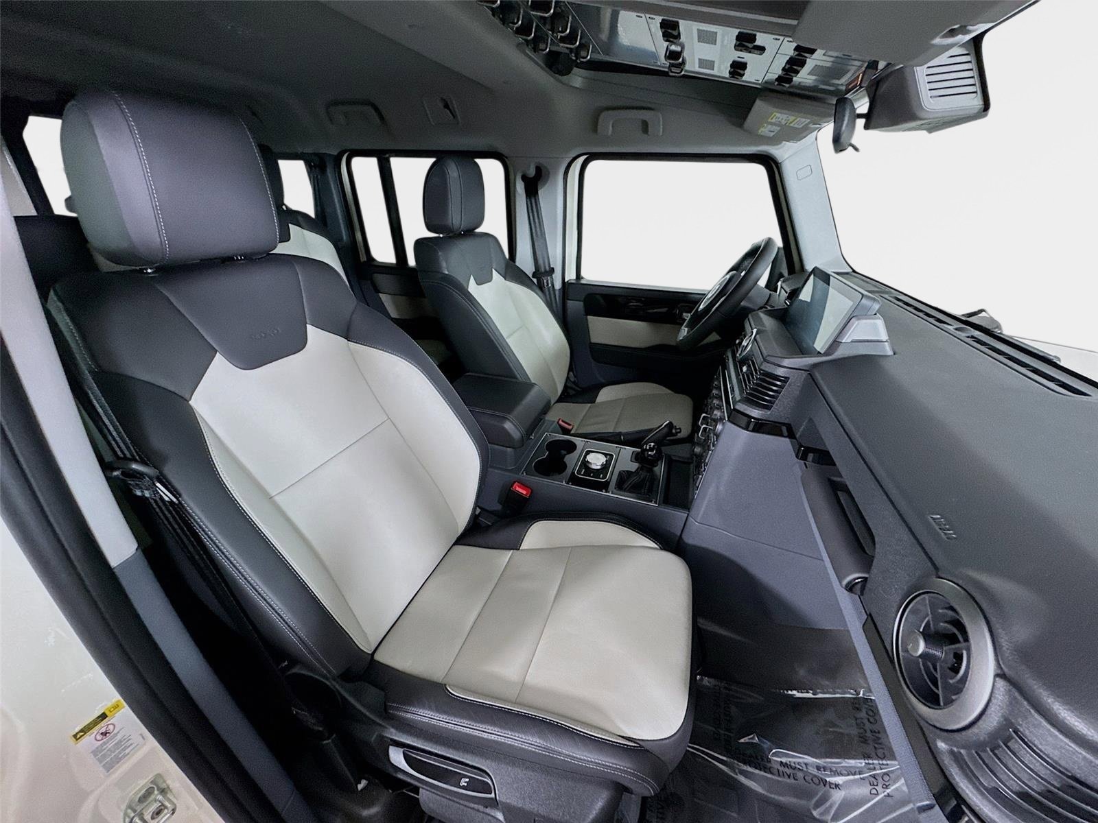 Used 2025 INEOS Grenadier AWD/4WD image 27