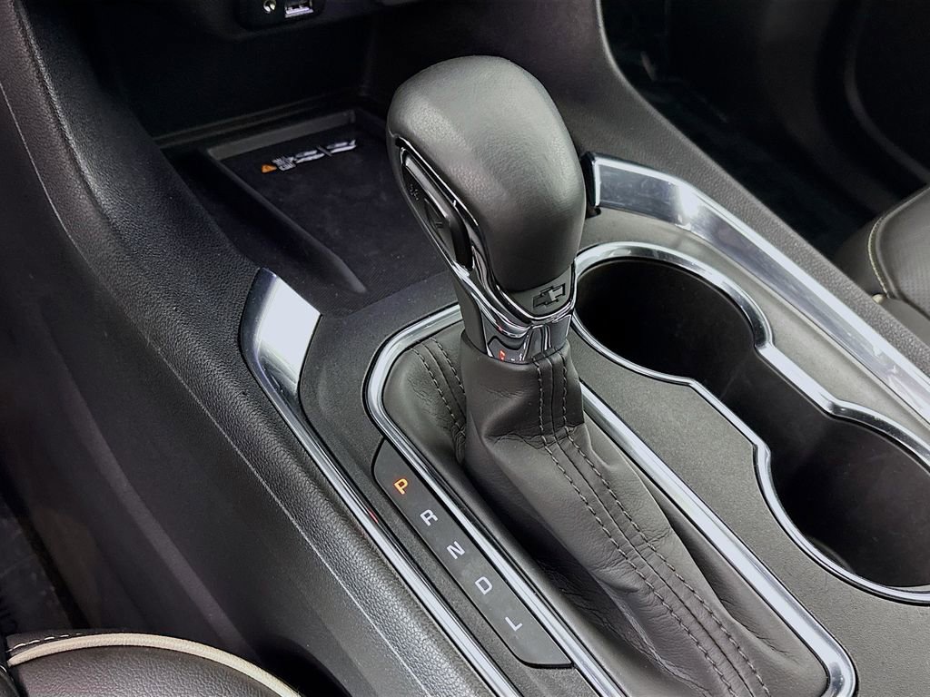 Used 2023 Chevrolet Traverse Premier image 20