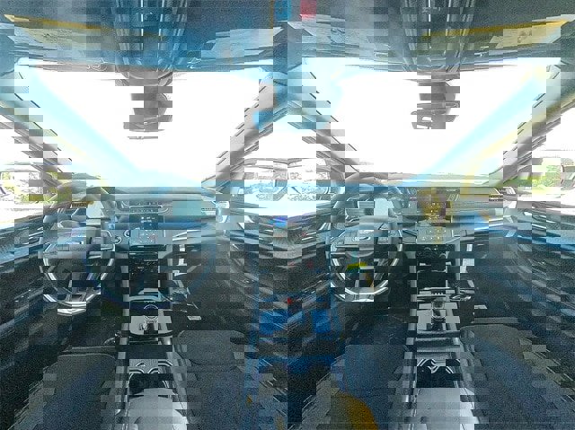 New 2025 Jeep Grand Cherokee Altitude image 30