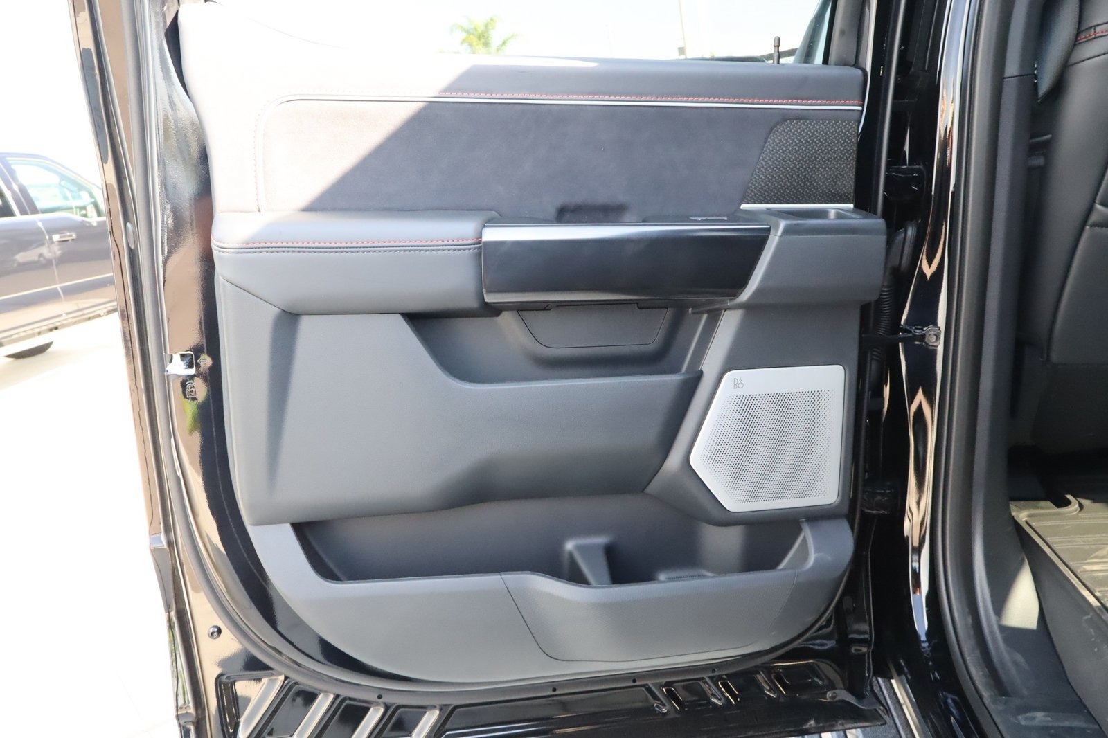 New 2026 Ford F150 Raptor w/ Equipment Group 803A Raptor R AWD/4WD image 39