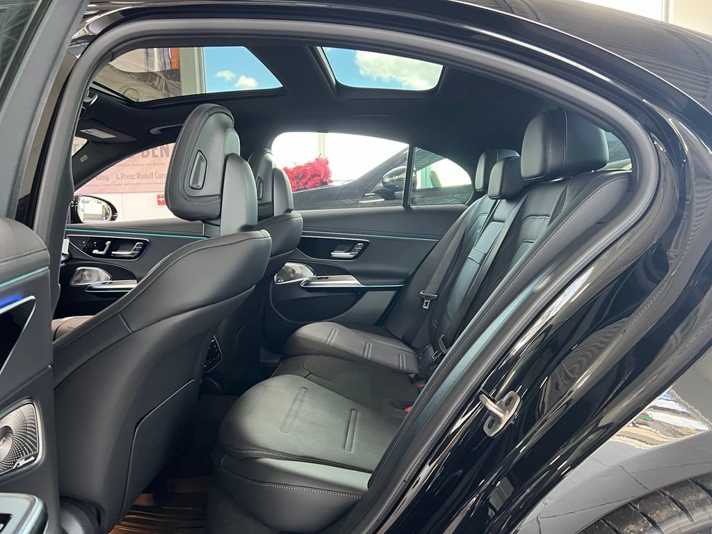 New 2026 Mercedes-Benz E 53 AMG e 4MATIC Sedan image 22