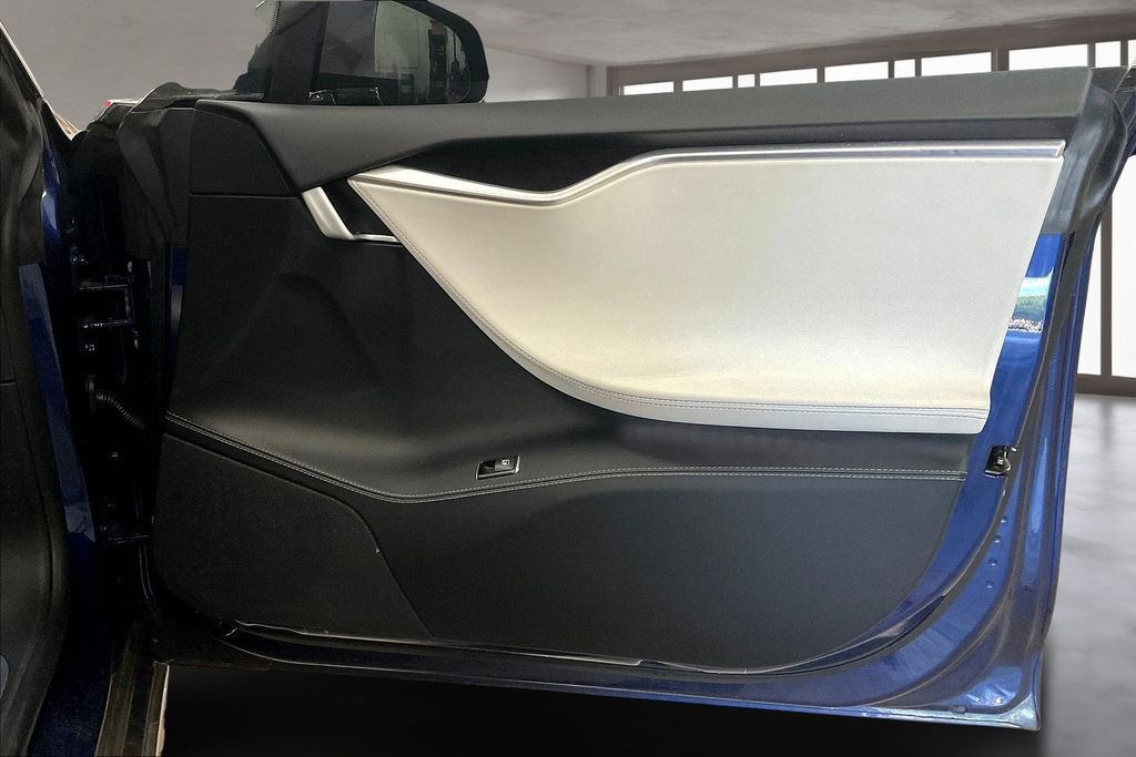 Used 2017 Tesla Model S 100D AWD/4WD image 21