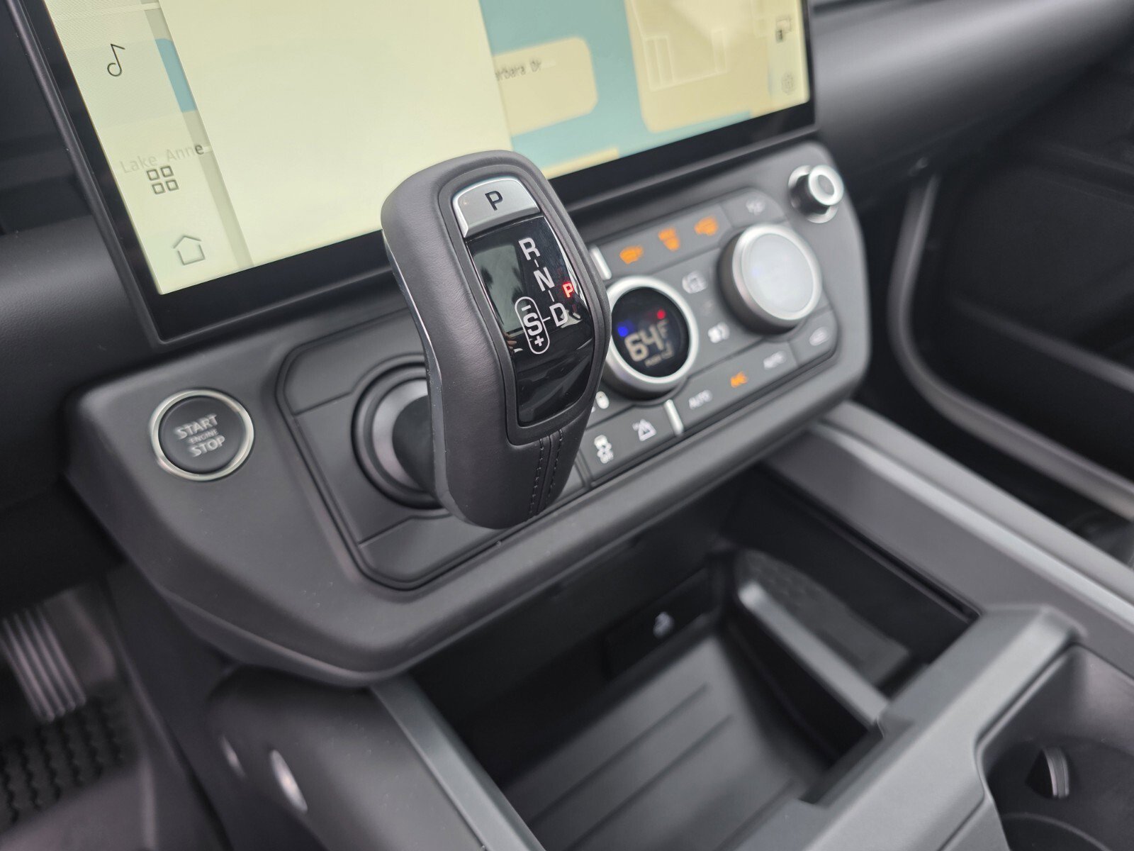 New 2026 Land Rover Defender 110 X-Dynamic SE image 19