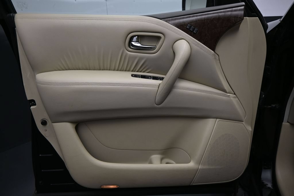 Used 2015 INFINITI QX80 2WD image 10