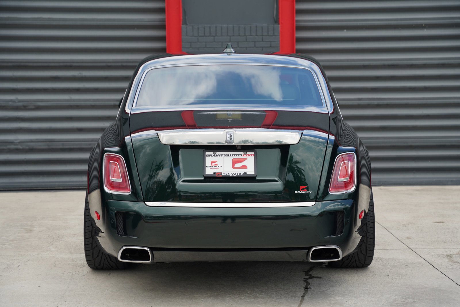 Used 2022 Rolls-Royce Phantom Sedan RWD image 20