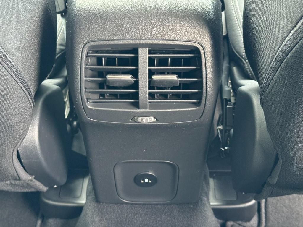 New 2026 Ford Escape Active w/ Cold Weather Package AWD/4WD image 11