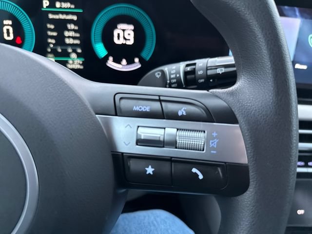 Certified 2025 Hyundai Tucson SEL FWD image 25