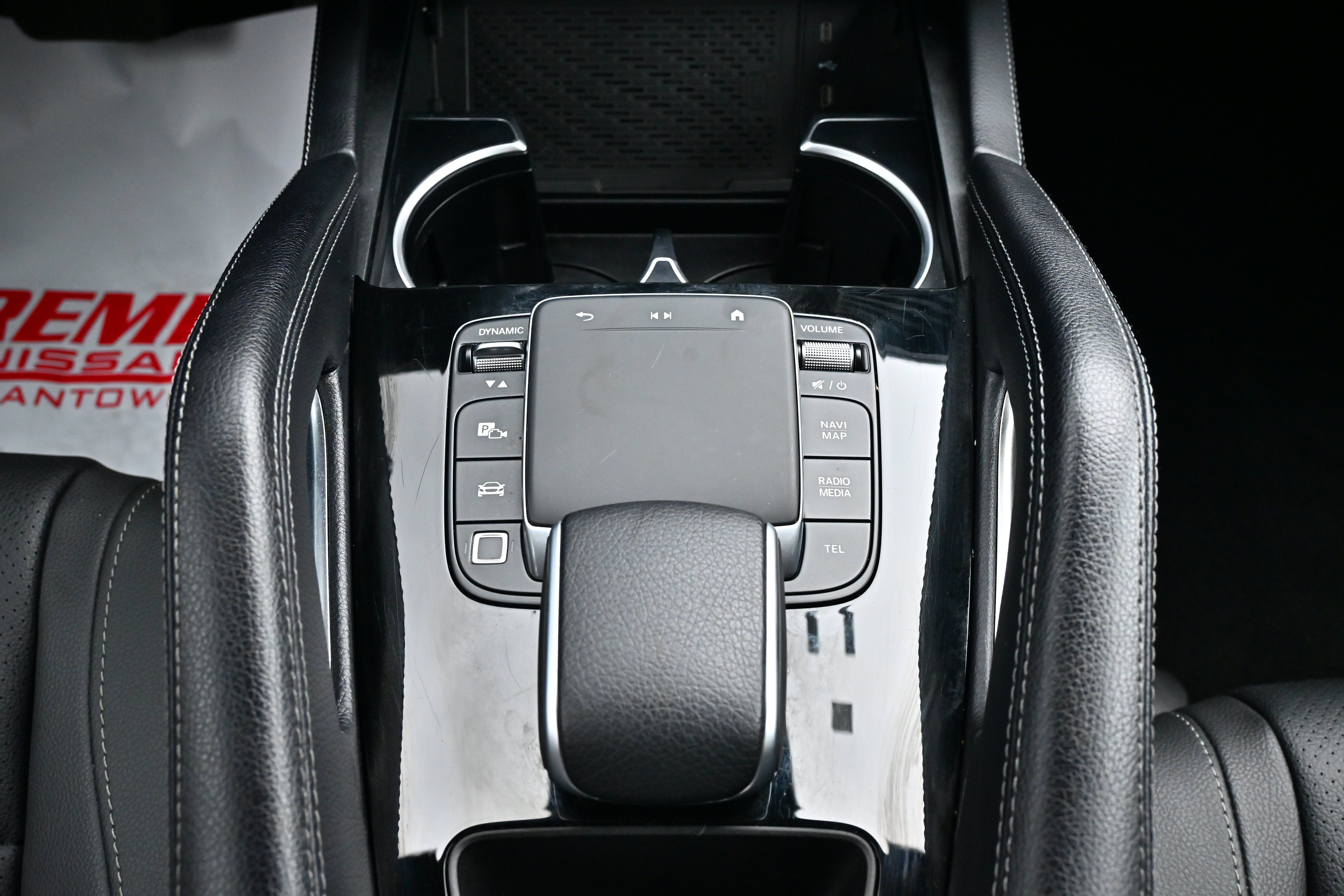 Used 2026 Mercedes-Benz GLE 350 4MATIC w/ Winter Package image 19