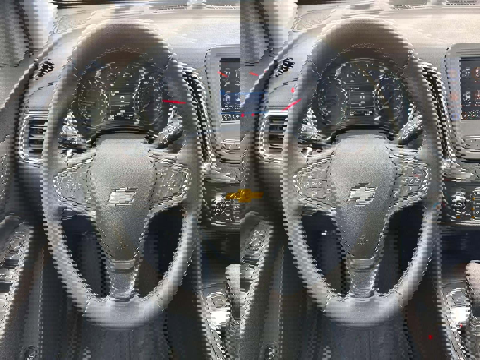 Certified 2024 Chevrolet Equinox LT w/ LPO, Floor Liner Package image 8