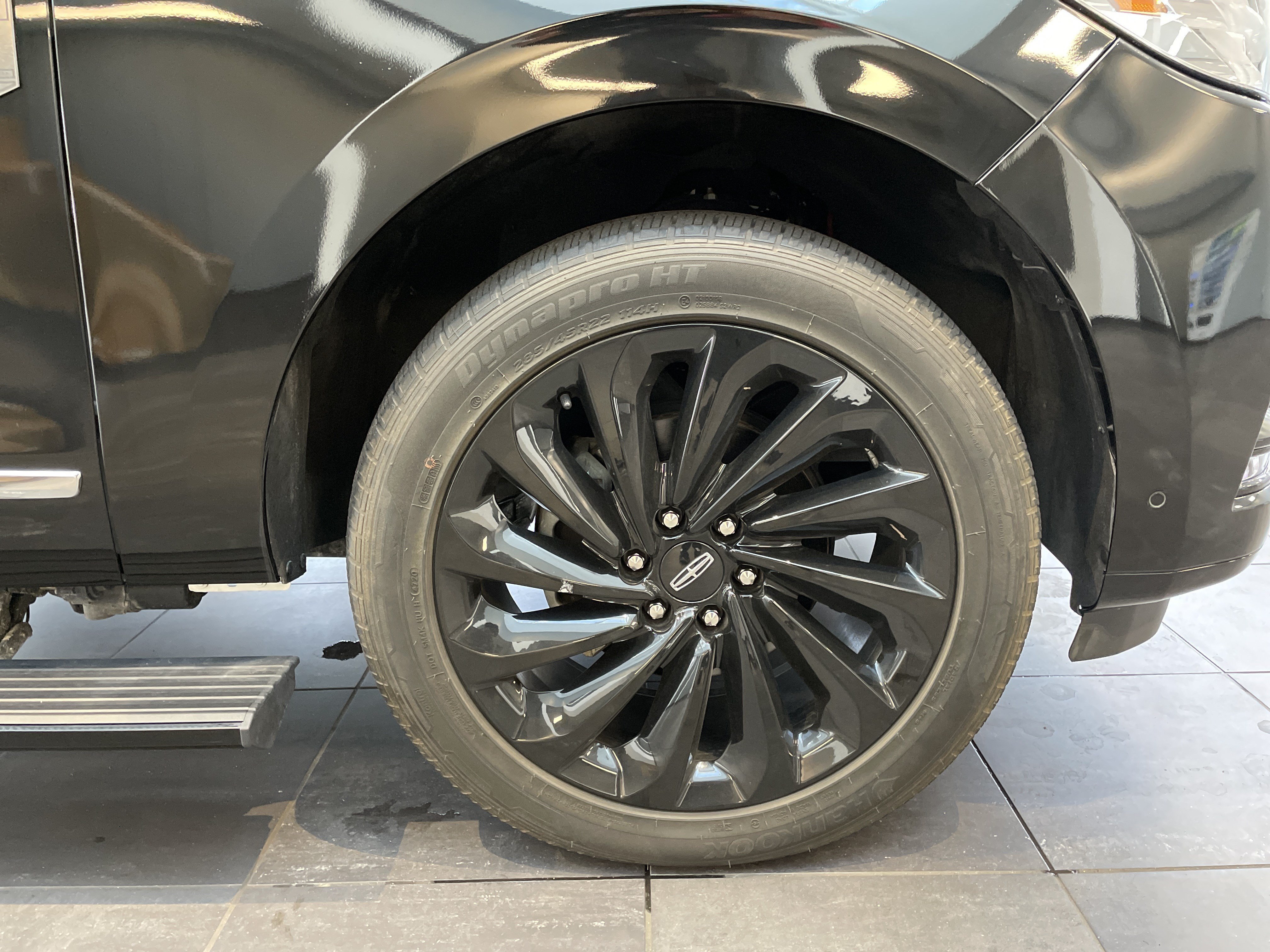 Used 2021 Lincoln Navigator L Reserve AWD/4WD image 12