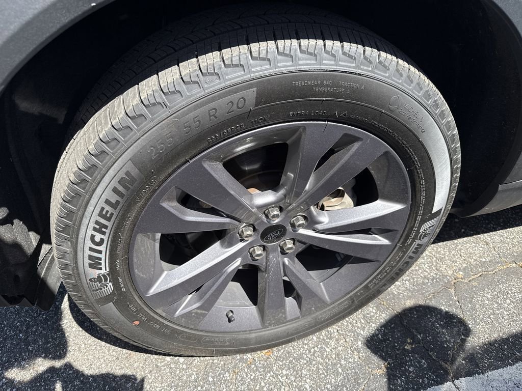 Used 2025 Ford Explorer Active w/ Active Comfort Package AWD/4WD image 6