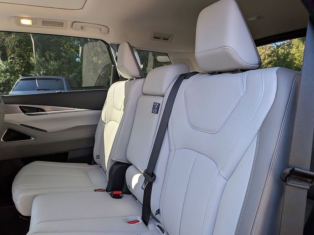 New 2026 INFINITI QX60 Luxe w/ Cargo Package image 29