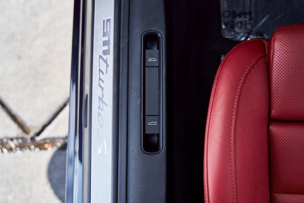 Used 2021 Porsche 911 Turbo S image 34