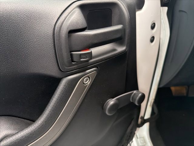 Used 2014 Jeep Wrangler Sport image 13