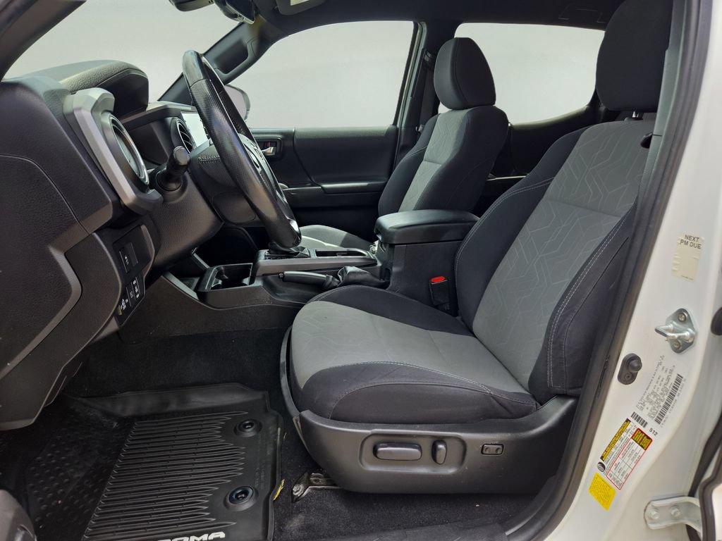 Certified 2022 Toyota Tacoma TRD Off-Road RWD image 12