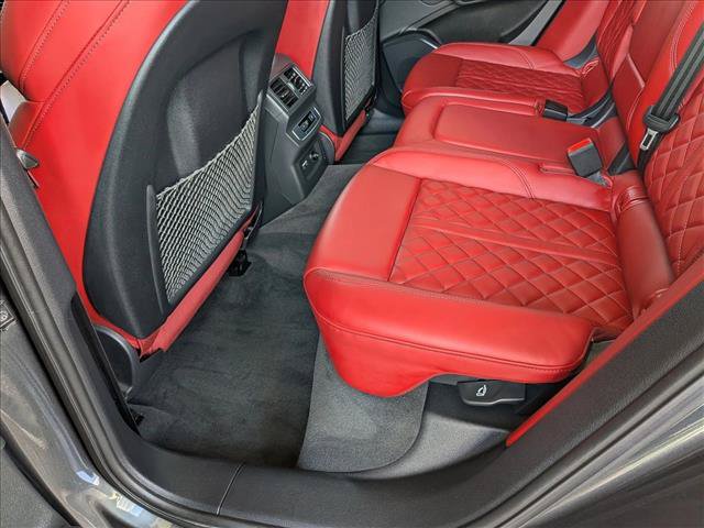 Used 2022 Audi SQ5 Premium Plus w/ Premium Plus Package AWD/4WD image 16