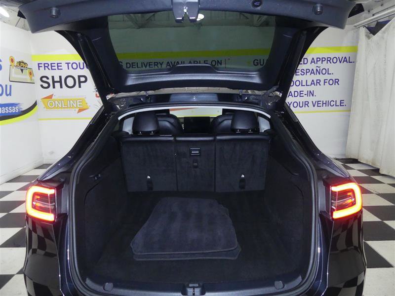 Used 2024 Tesla Model Y 2WD image 27