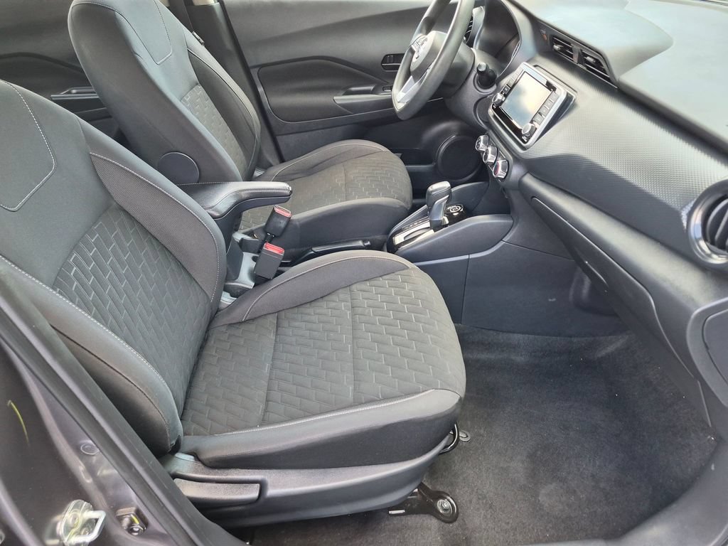 Used 2021 Nissan Kicks S FWD image 24