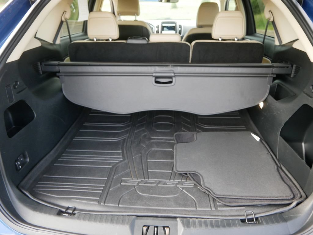 Certified 2021 Ford Edge SEL w/ Cargo Accessory Package AWD/4WD image 8