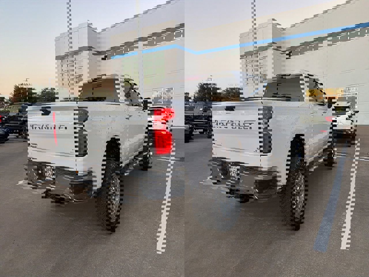 Used 2019 Chevrolet Silverado 1500 LTZ w/ LTZ Plus Package image 11