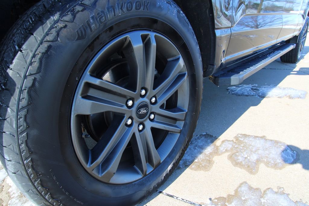 Used 2022 Ford F150 XLT w/ Equipment Group 302A High image 10