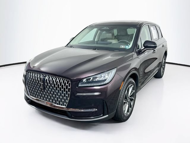 Used 2023 Lincoln Corsair AWD w/ Equipment Group 101A image 3