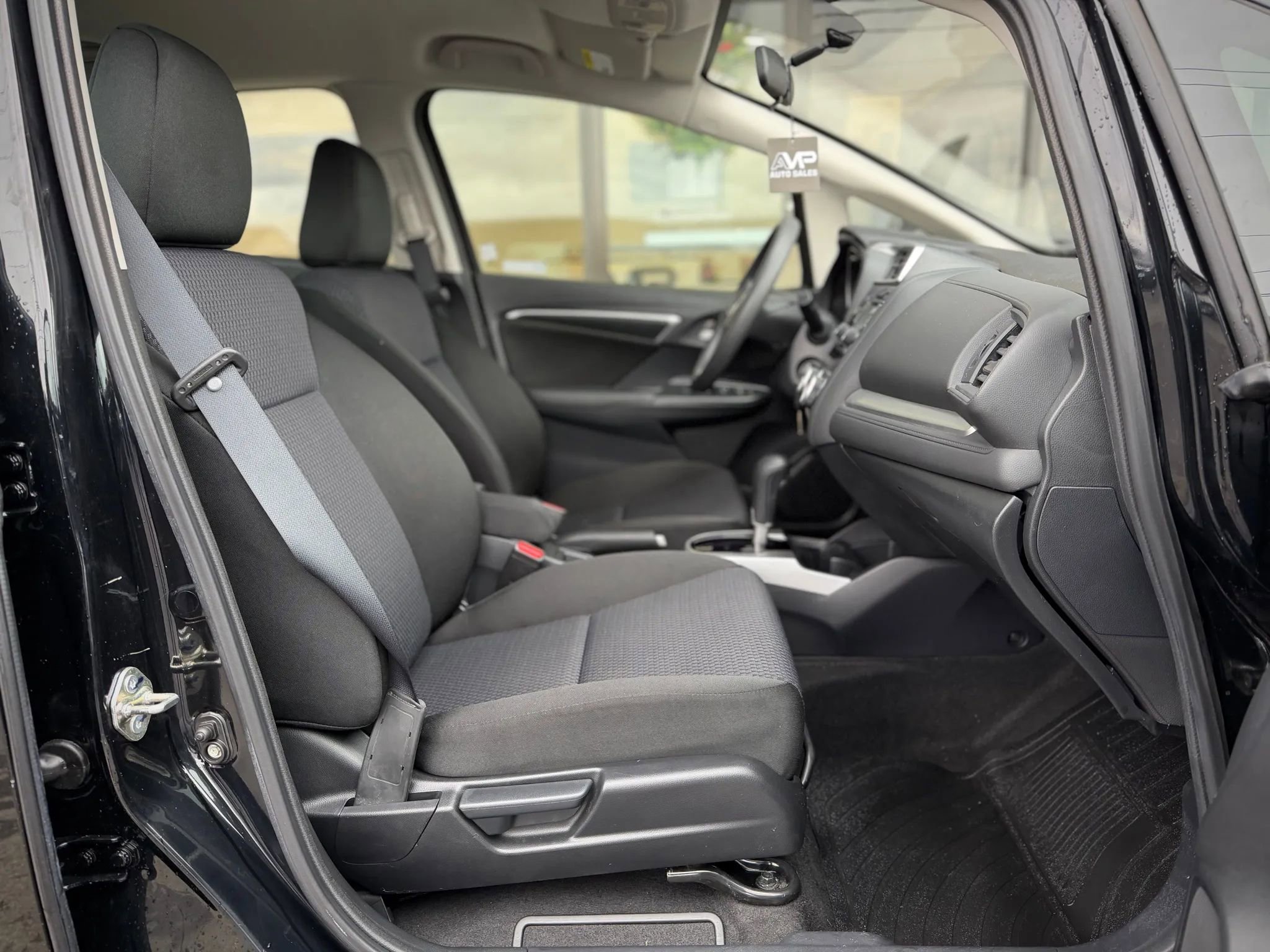 Used 2019 Honda Fit LX image 18