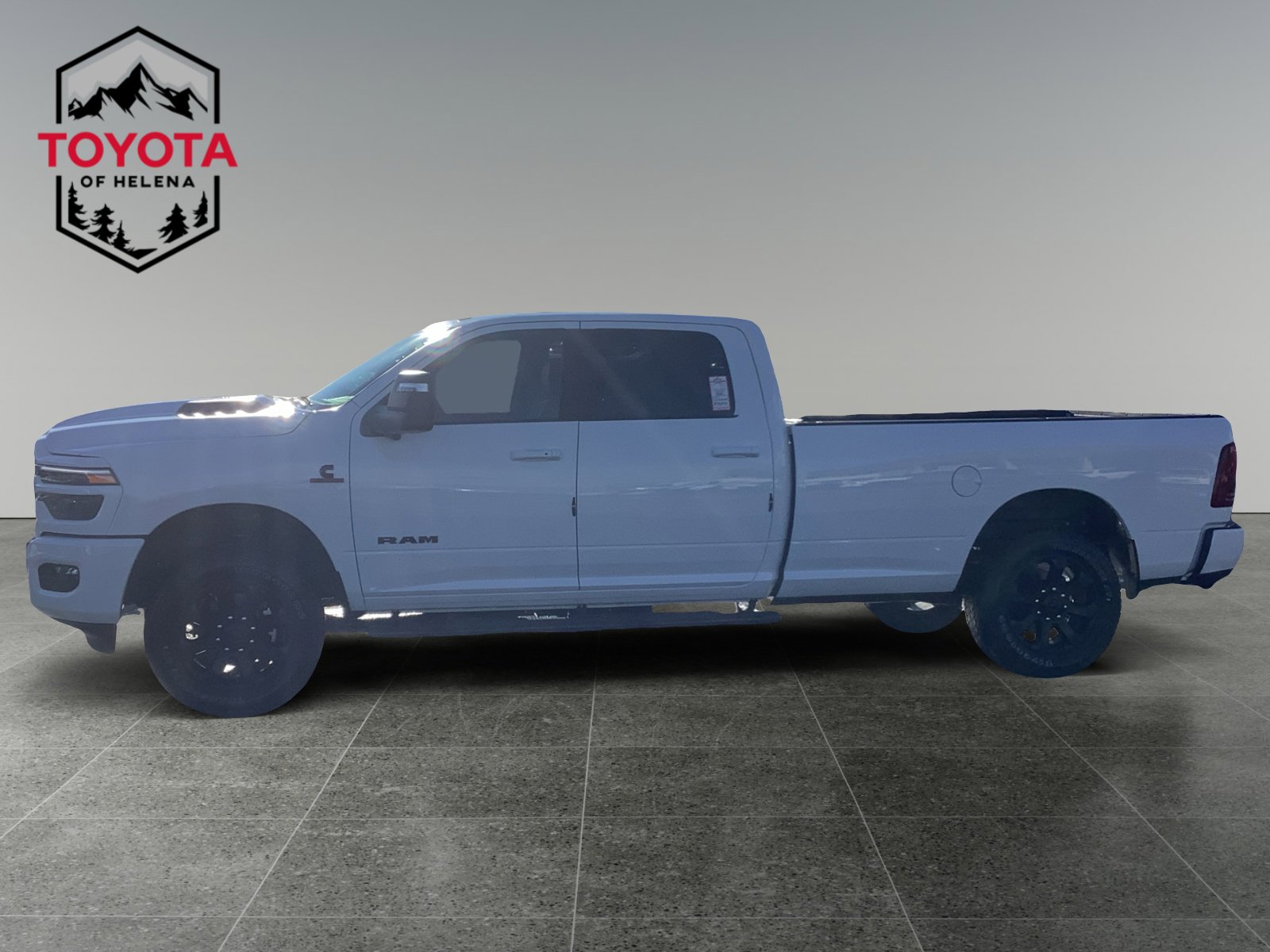 Used 2025 RAM 2500 Laramie w/ Night Edition image 2