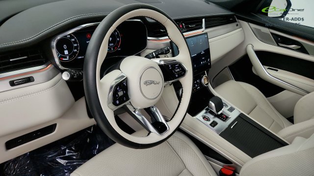 Used 2025 Jaguar F-PACE R-Dynamic S AWD/4WD image 52