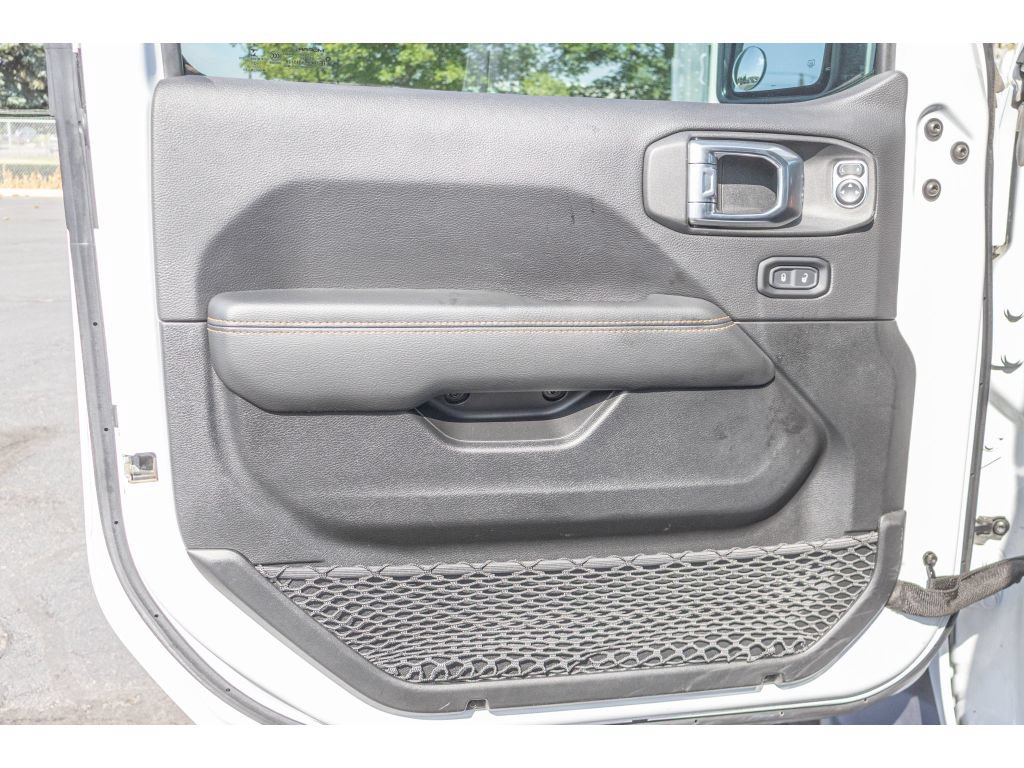 Used 2021 Jeep Gladiator Overland AWD/4WD image 18