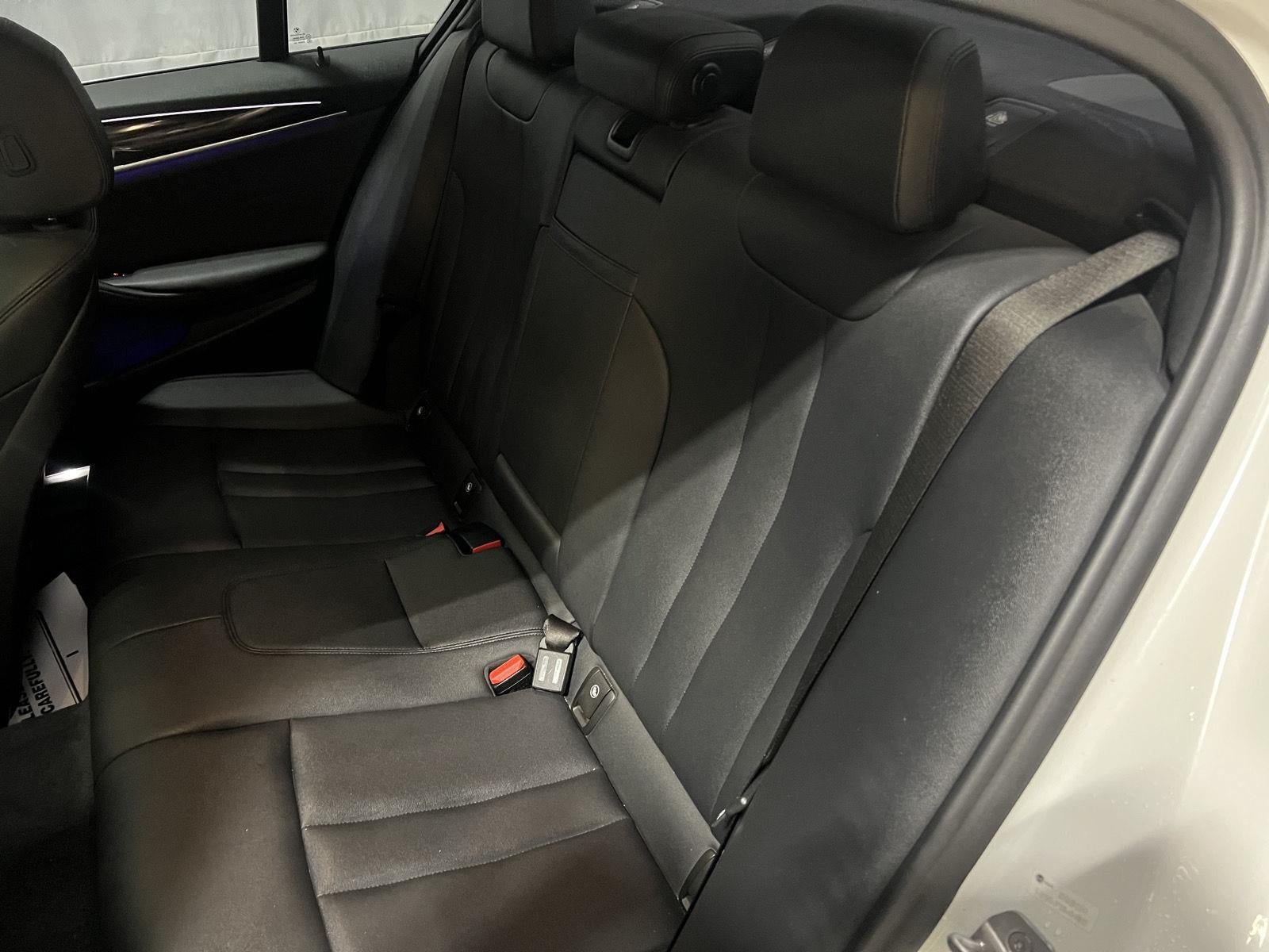 Used 2018 BMW 530e RWD image 24