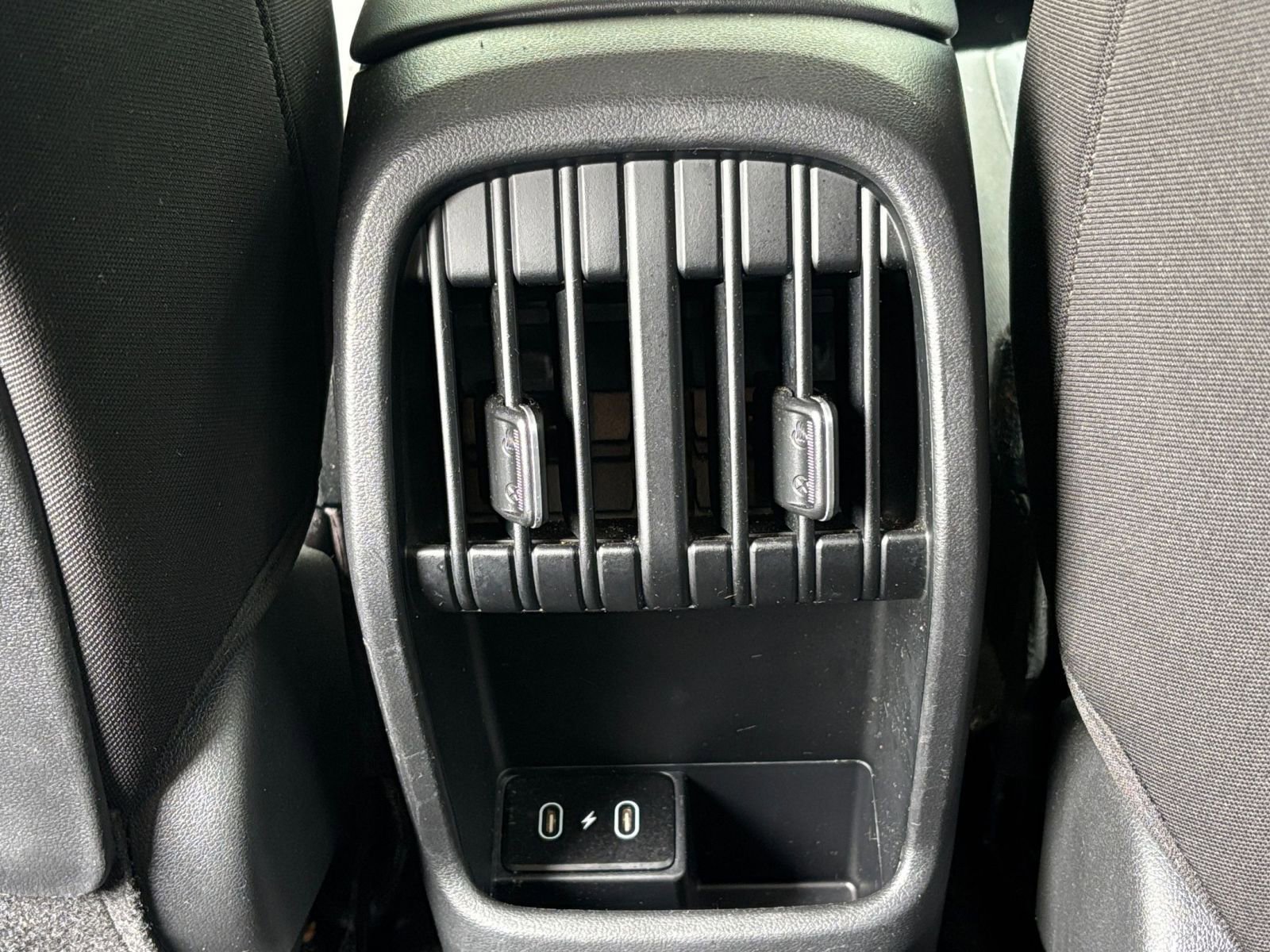 Used 2025 Hyundai Kona SEL image 23