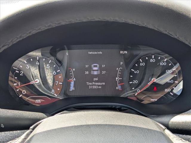 Used 2024 Jeep Compass Latitude image 11