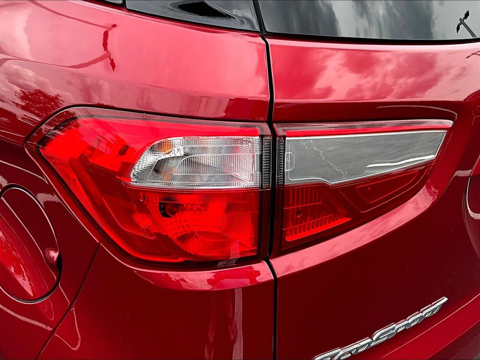 Used 2020 Ford EcoSport SE w/ SE Convenience Package FWD image 23