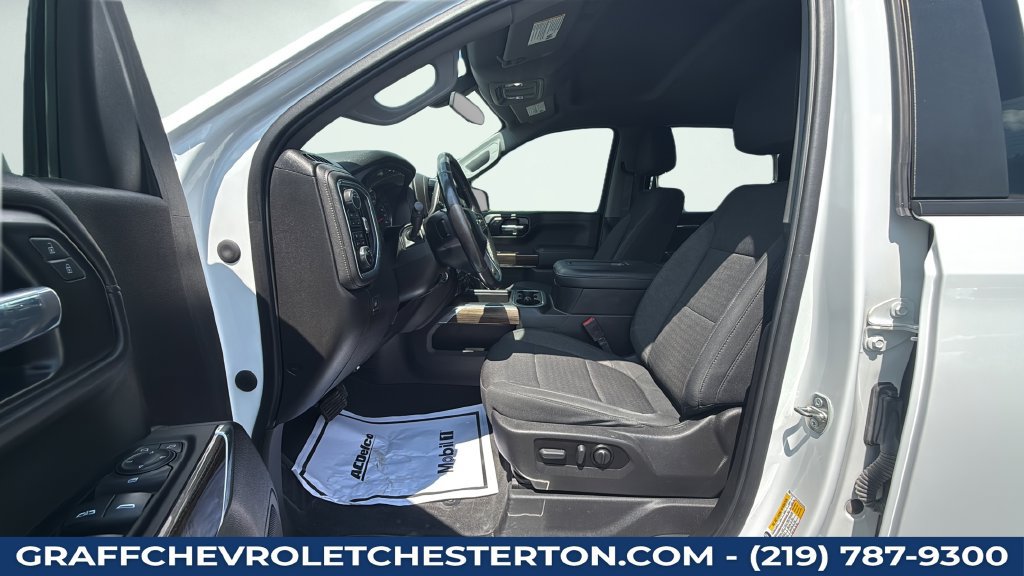Used 2021 Chevrolet Silverado 1500 LT Trail Boss w/ Bed Protection Package AWD/4WD image 21