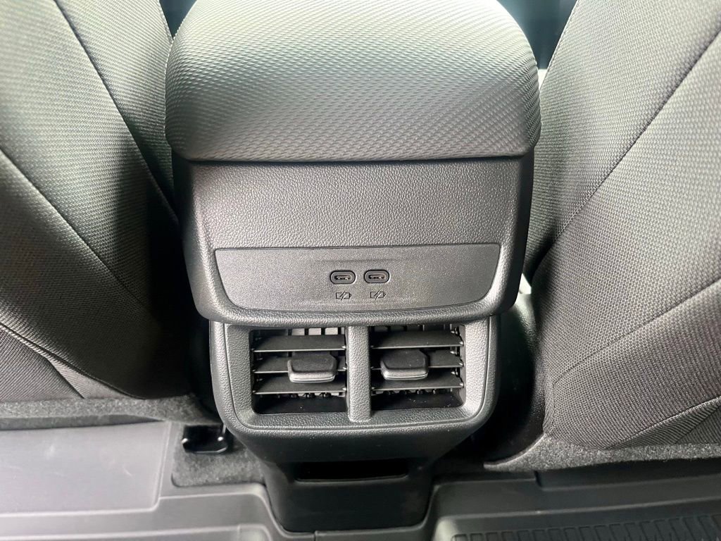 New 2026 Chevrolet Equinox LT w/ Safety and Technology Package AWD/4WD image 26