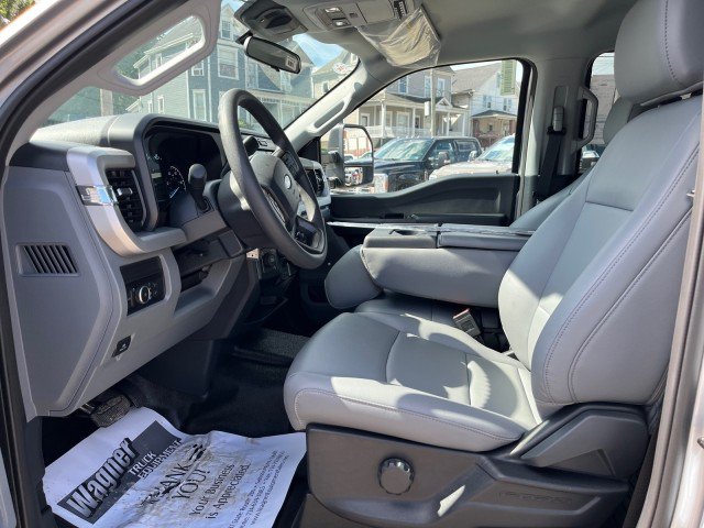 New 2027 Ford F450 XL w/ XL Chrome Package AWD/4WD image 17