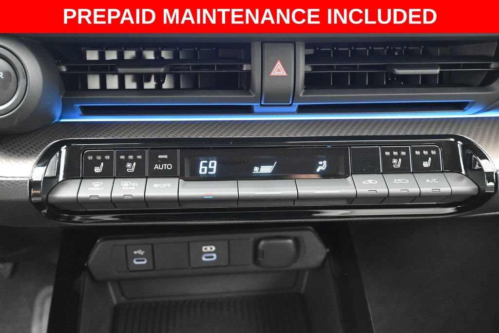Used 2026 Toyota Prius Limited w/ Limited Premium Package FWD image 22