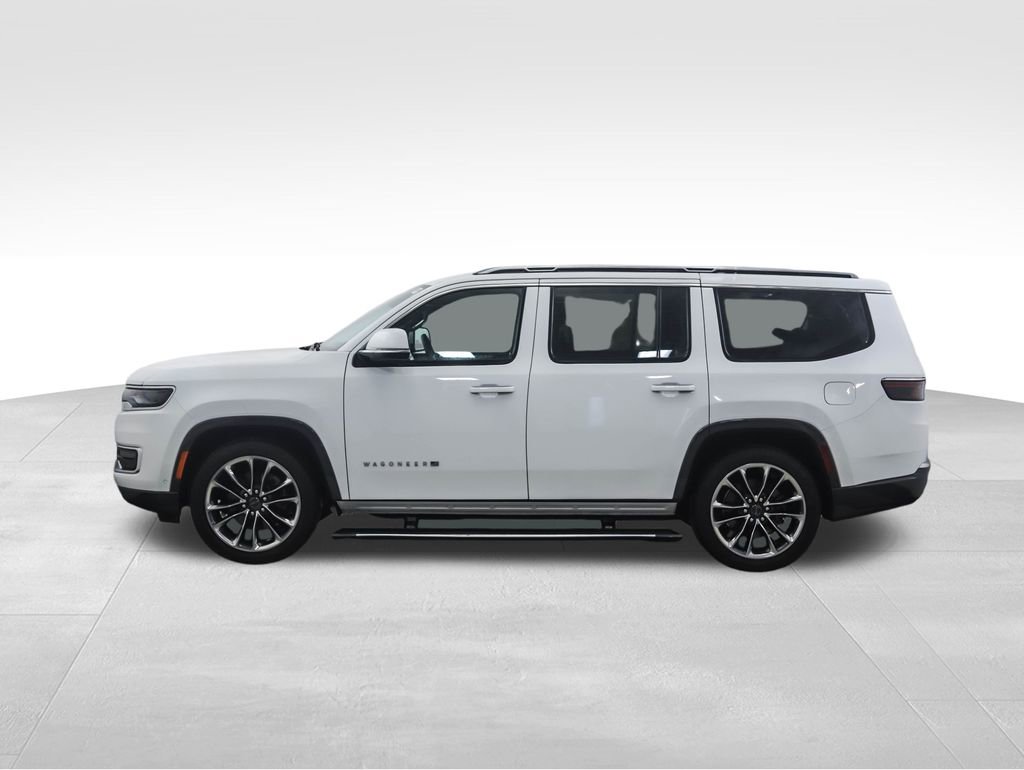 Used 2022 Jeep Wagoneer Series III w/ Premium Group I image 2