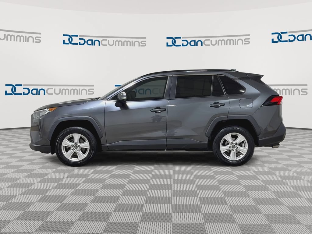 Used 2020 Toyota RAV4 XLE AWD/4WD image 5