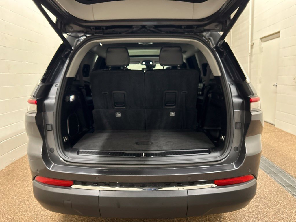 Used 2021 Jeep Grand Cherokee L Limited AWD/4WD image 19