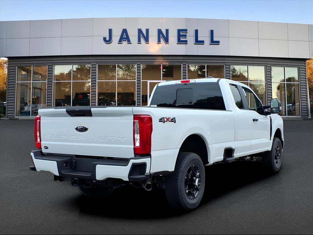 New 2026 Ford F250 4x4 SuperCab Super Duty image 3